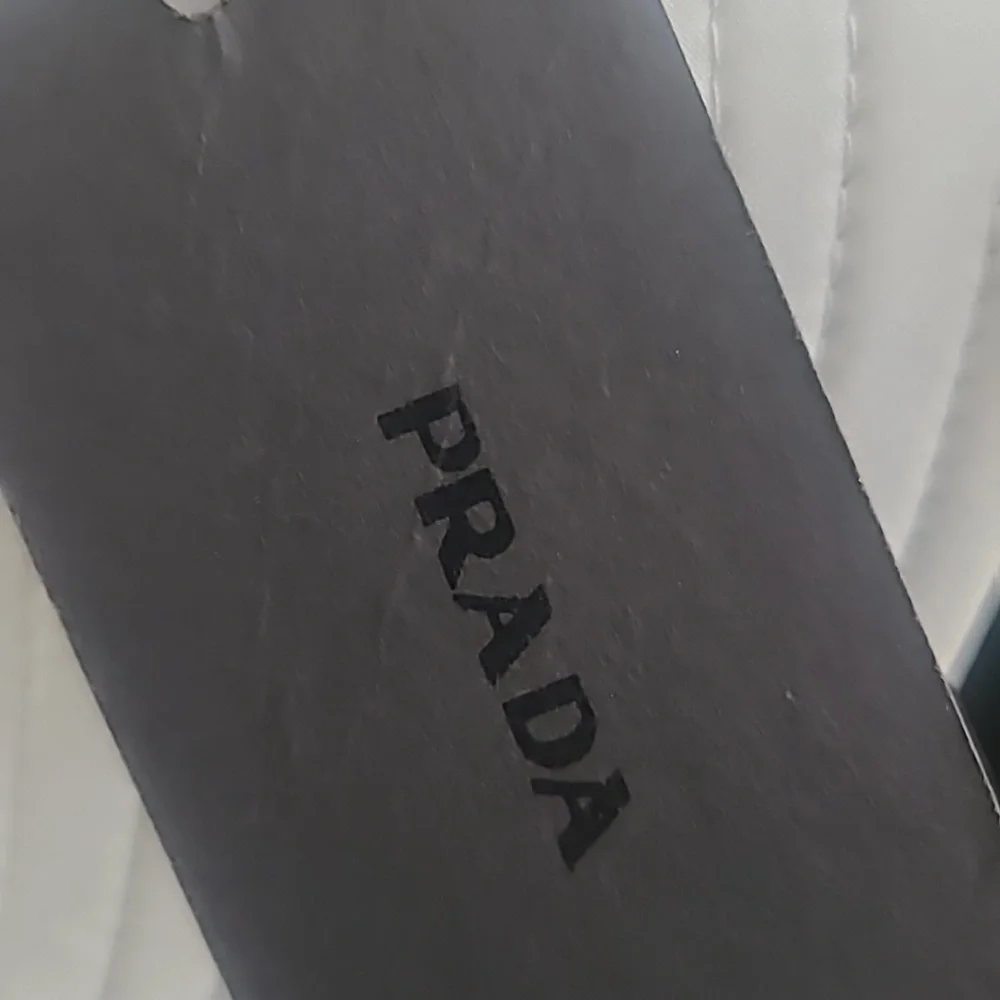 Bucket hat - Picture 3 of 3